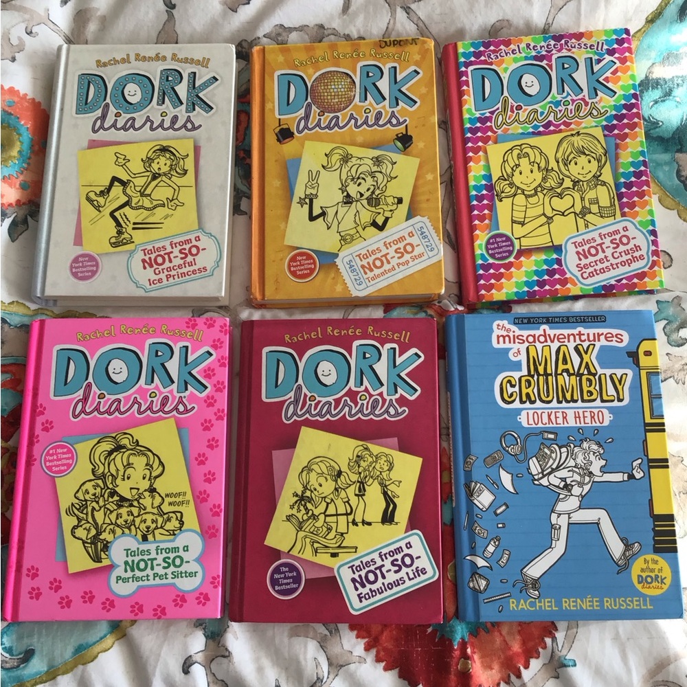 Dork Diaries and Max Crumbly Book Set